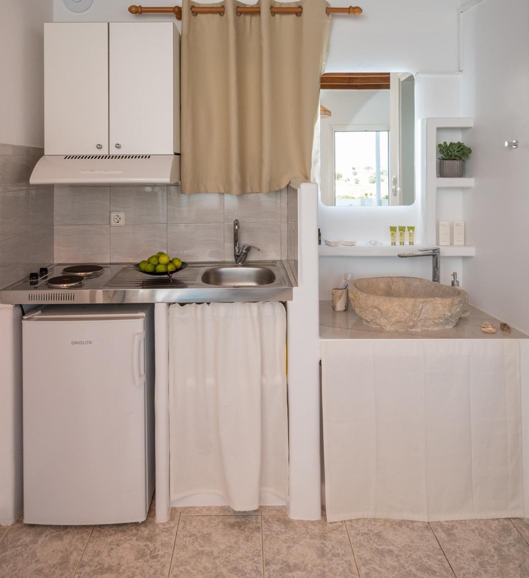 Kanelis Studios & Suites Mytakas Kültér fotó
